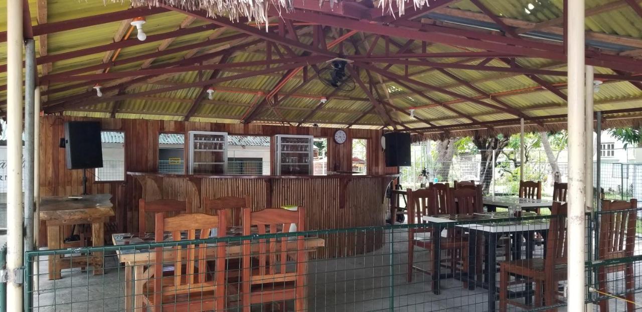 Buenavista Family Inn Tagudin Exterior photo